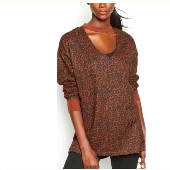 ✨Victoria Secret Sport Keyhole Sweatshirt ✨ - Picture 1 of 6